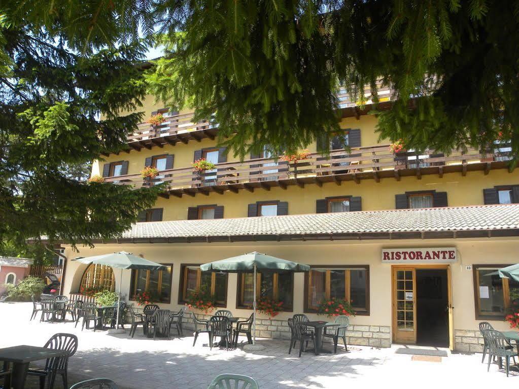 Life Hotels Des Alpes โฟลกาเรีย ภายนอก รูปภาพ